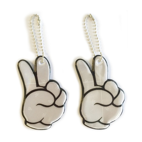 Светоотражающий мягкий брелок deVENTE 9082004 Victory "Дава"